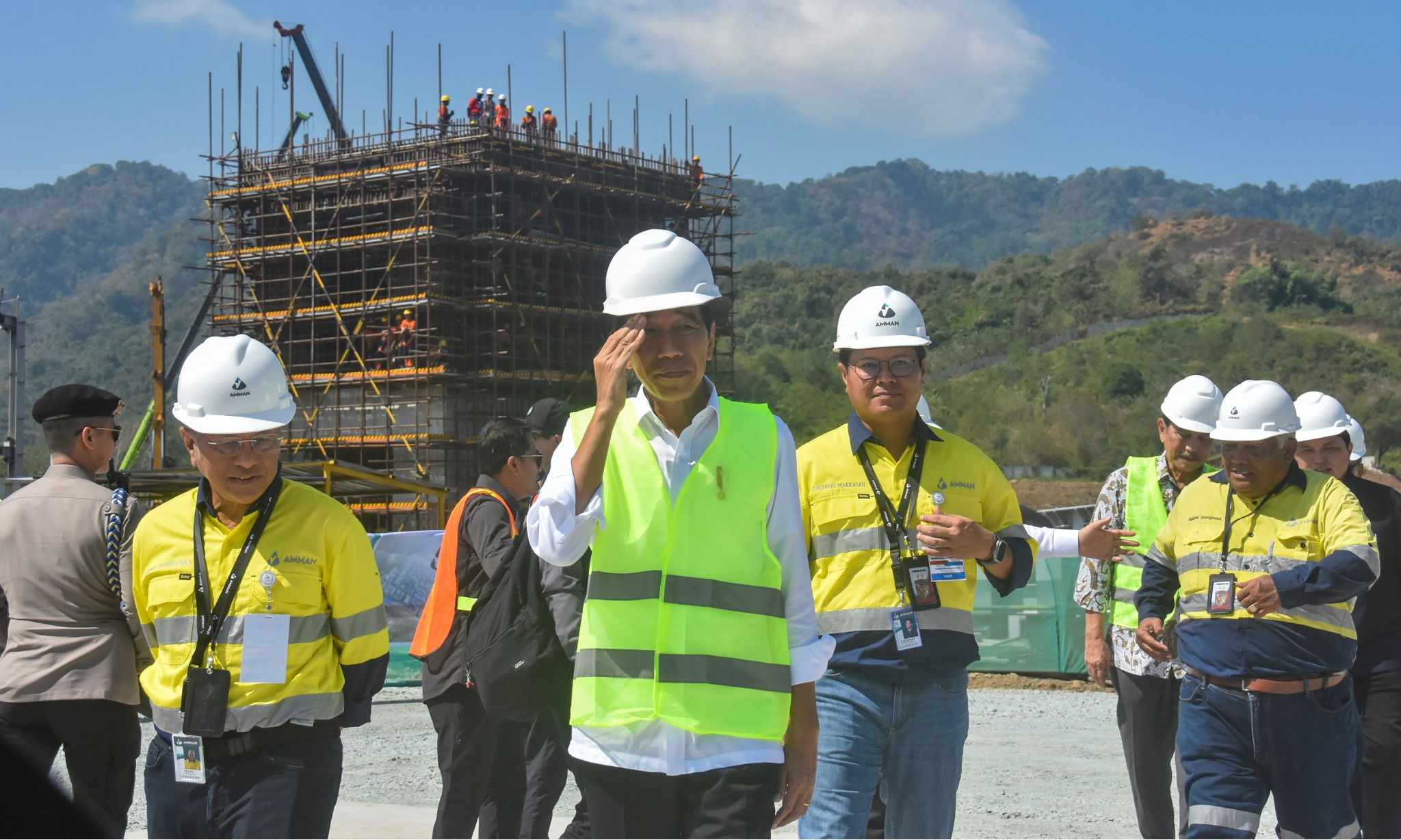 Jokowi Optimistis Smelter Amman Mineral Rampung Pertengahan 2024